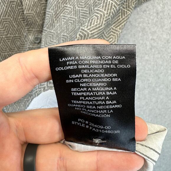 Voyager Alpine Shirt Mens Medium Gray Geometric Short Sleeve Button Up Pocket - Picture 7 of 13